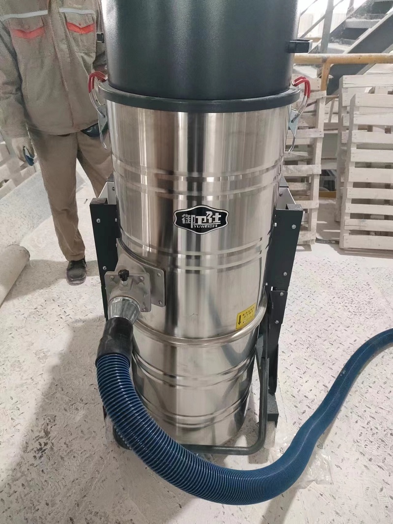 江蘇某新材料公司采購7.5kw脈沖吸塵器 江蘇某新材料公司采購7.5kw脈沖吸塵器